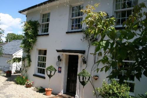 Clayhill House Bed & Breakfast Lyndhurst Exterior photo